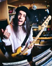 画像2: TRAFFIC CONE HOODIE(WHITE) (2)